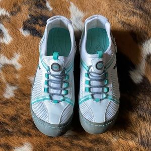 Jeep Water Sneakers Women's Size 8M